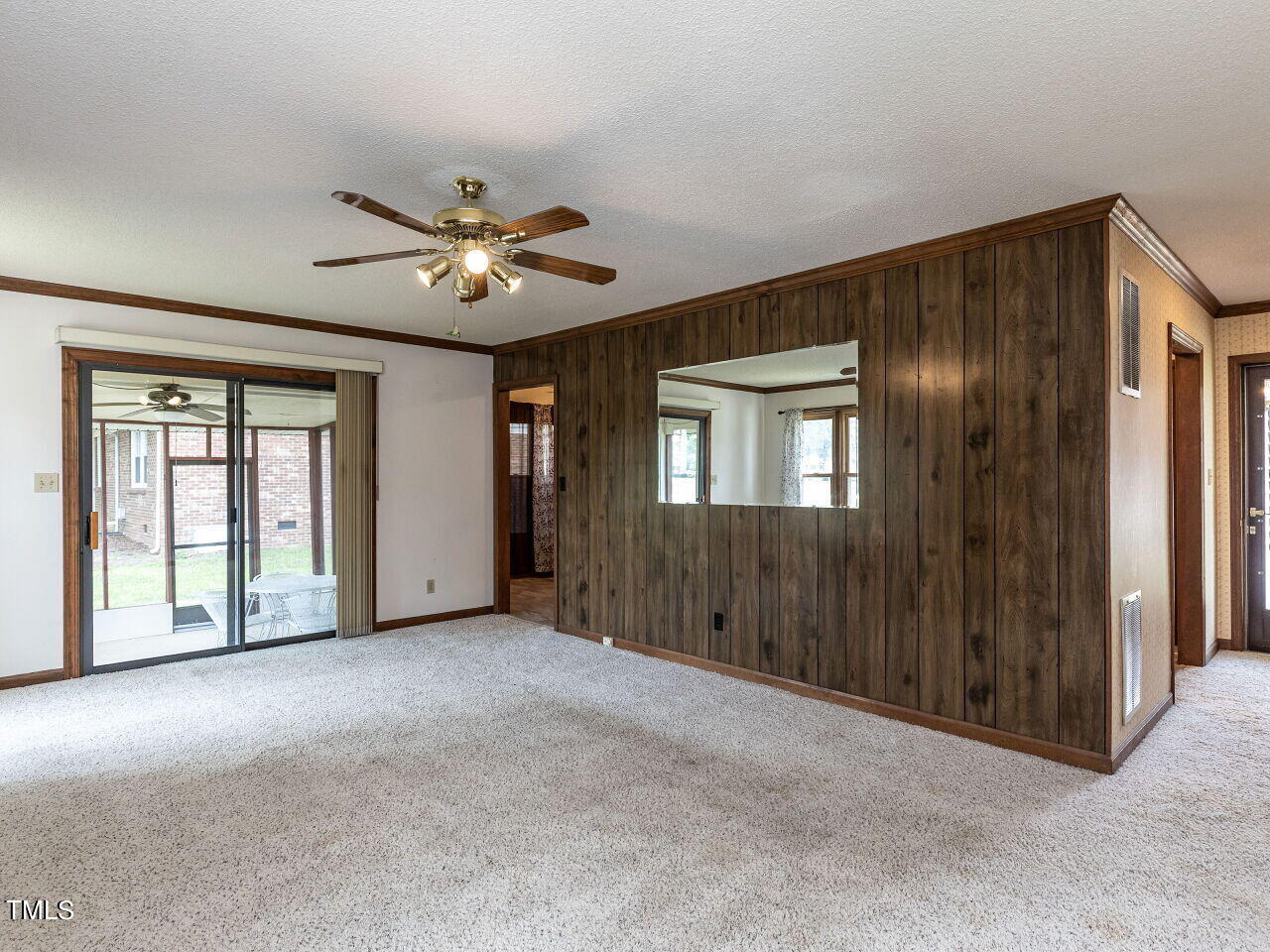 204 Bainbridge Circle