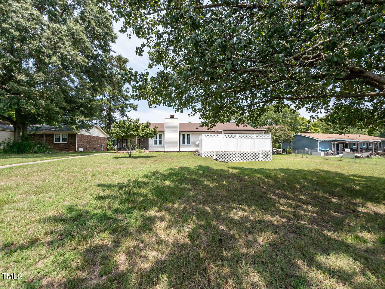 204 Bainbridge Circle