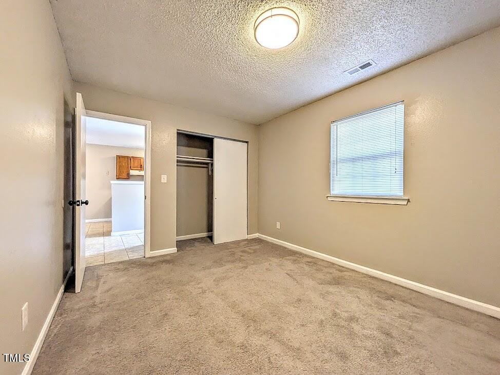 325 Kentucky Drive