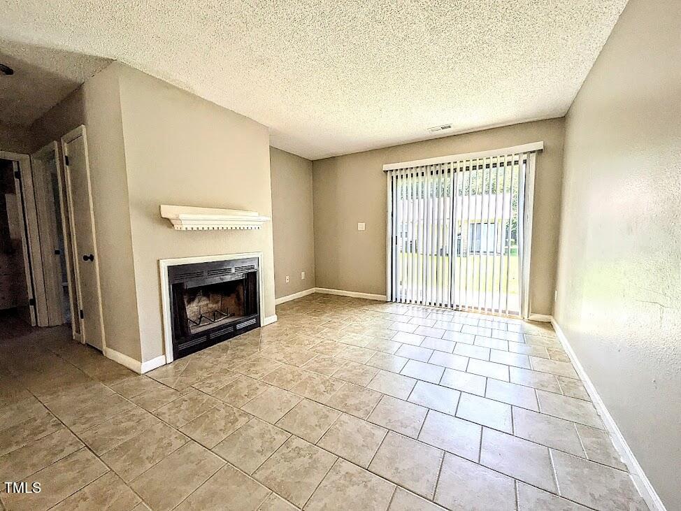 325 Kentucky Drive