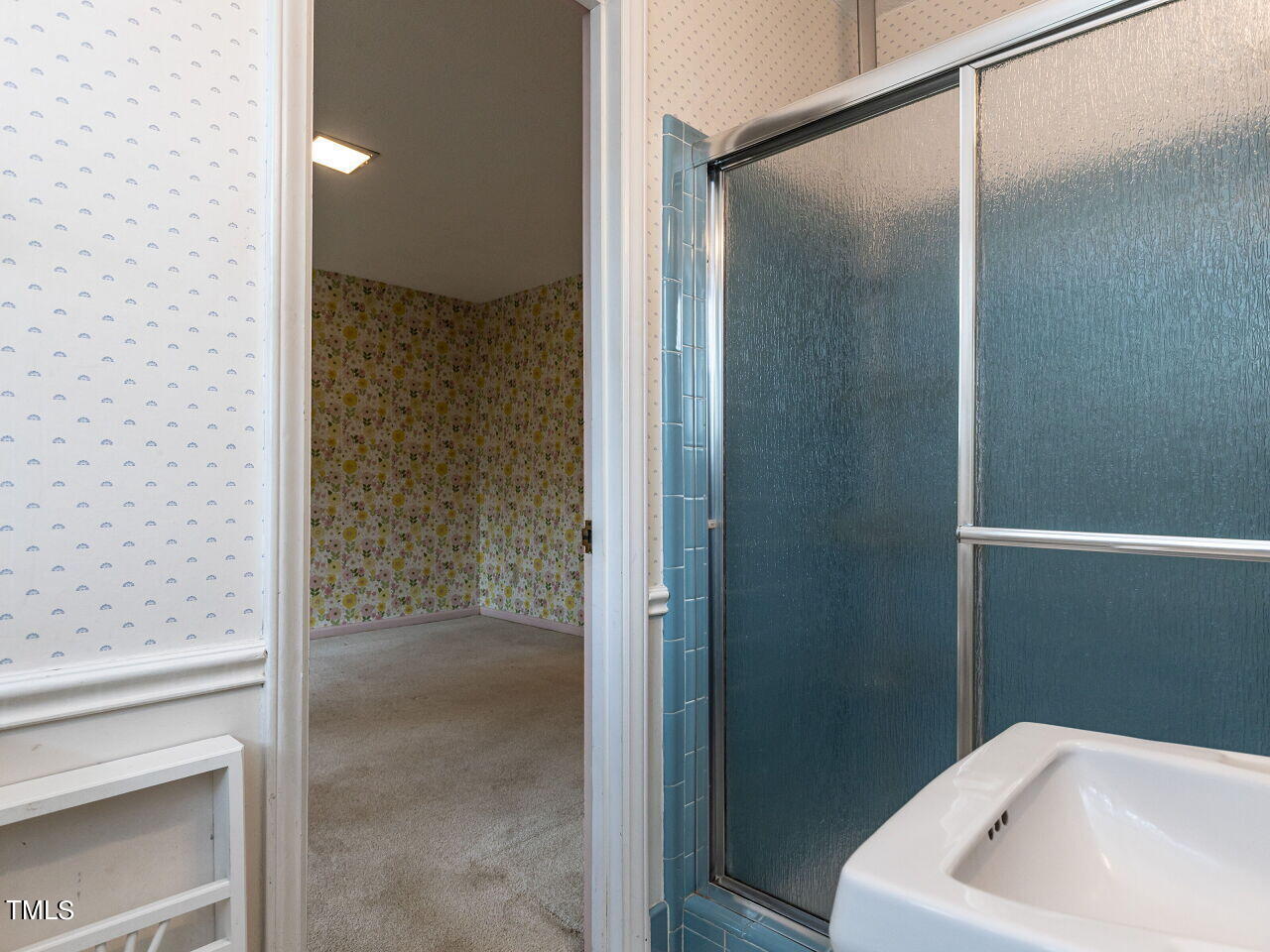 1216 Scott Place