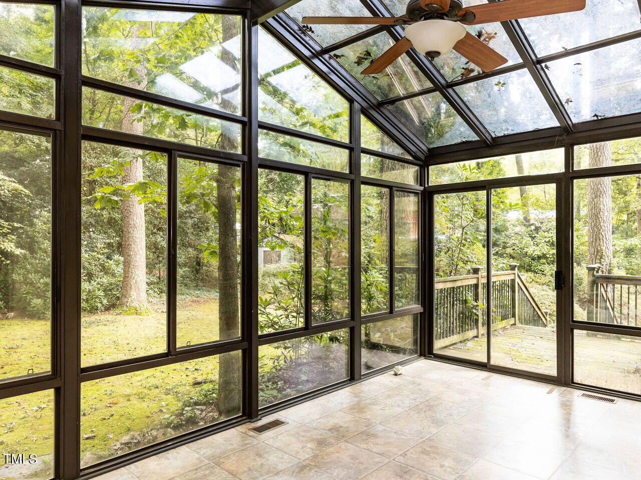 1216 Scott Place