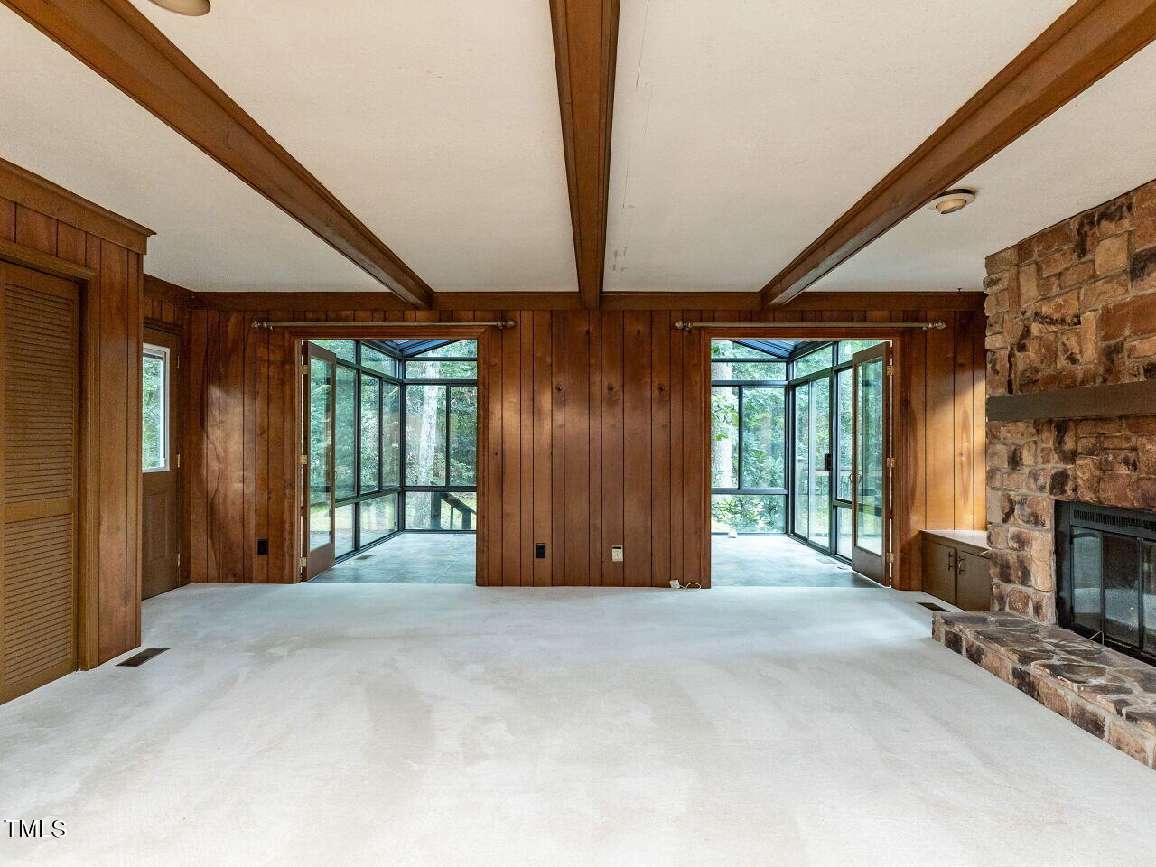 1216 Scott Place