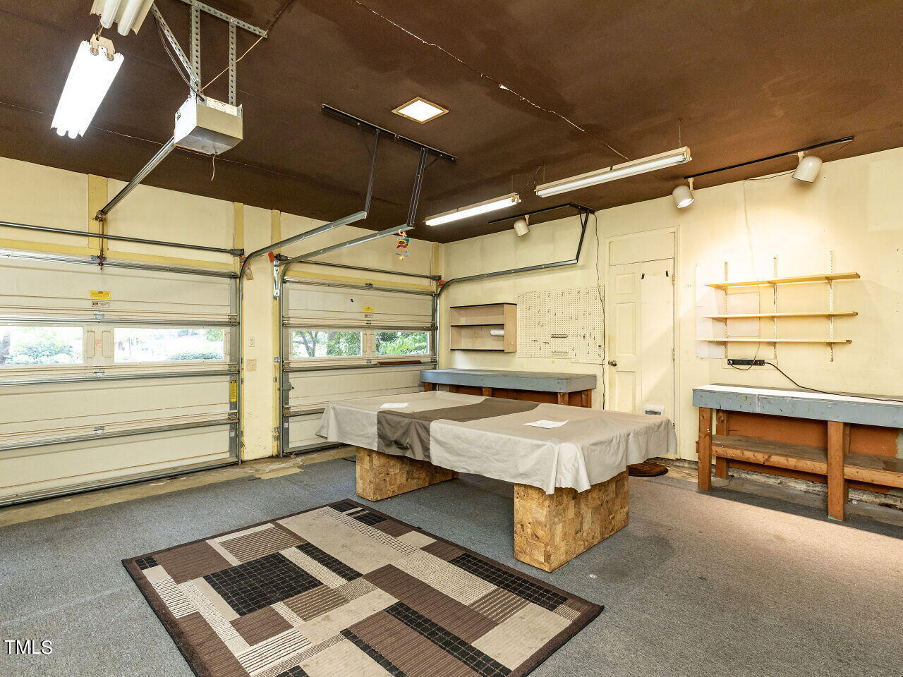 1216 Scott Place