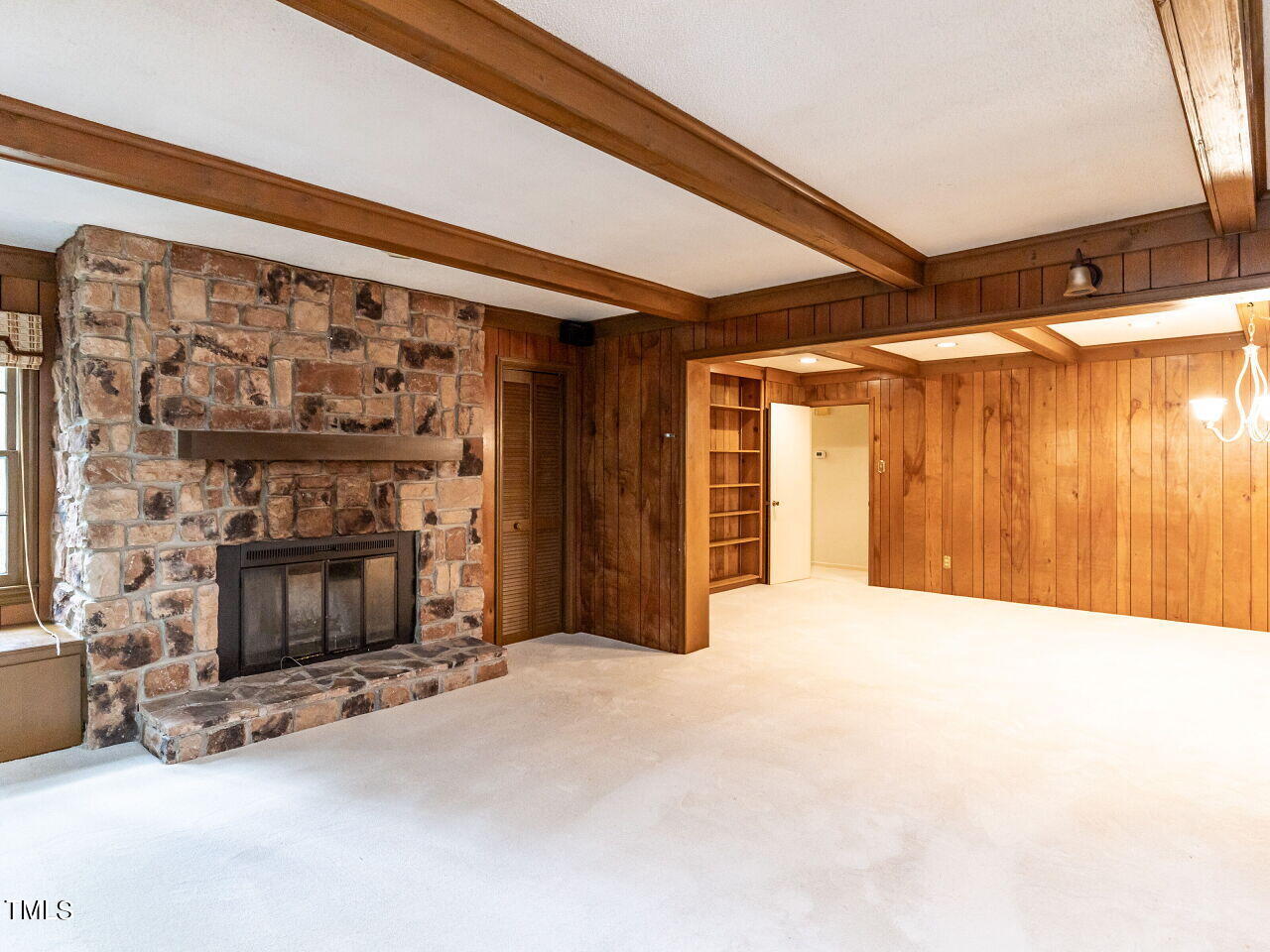 1216 Scott Place