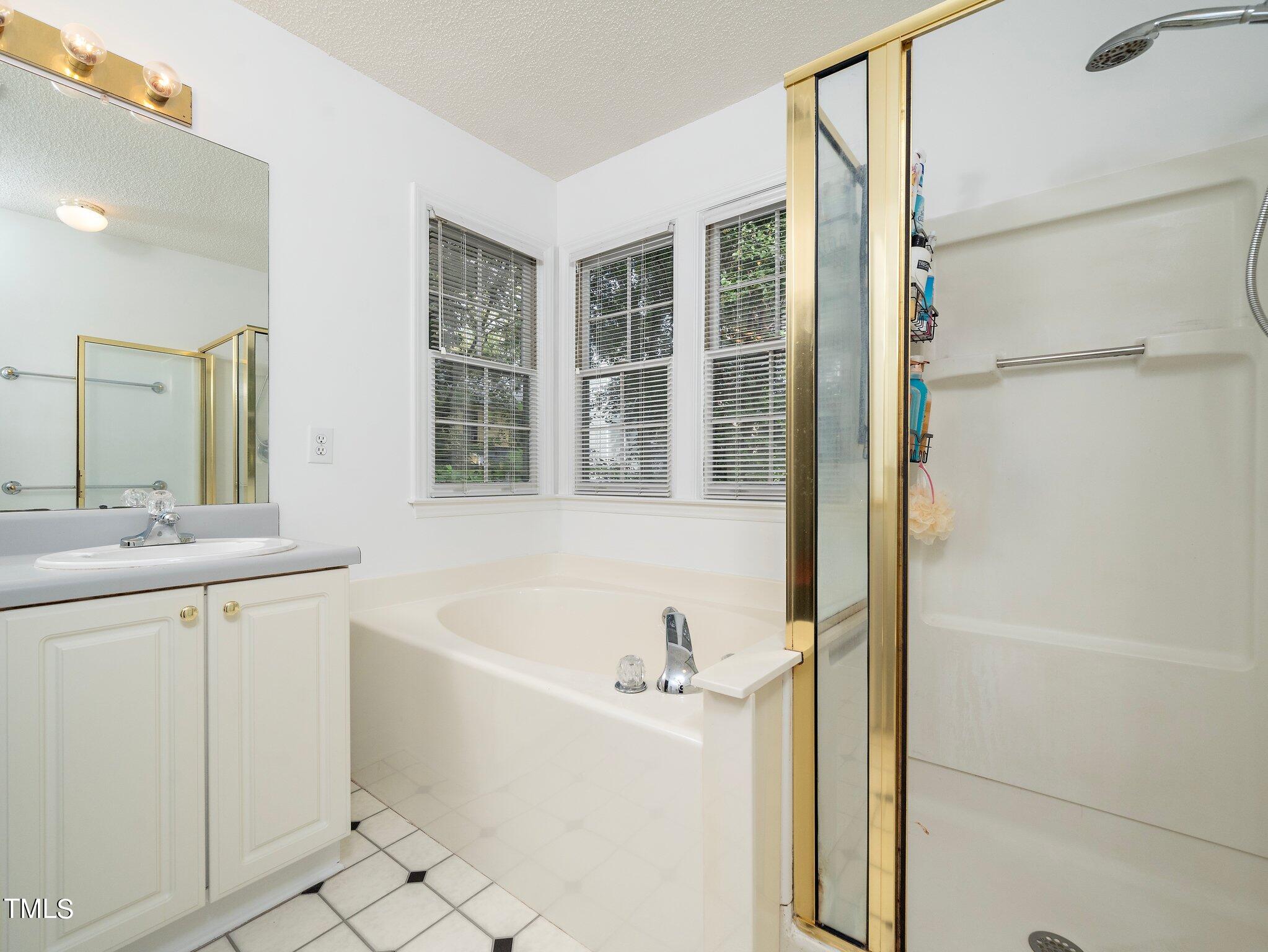 4621 Easthampton Drive