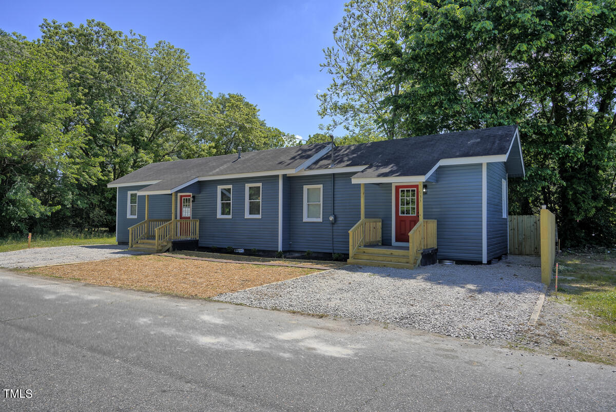 933 Rand Street