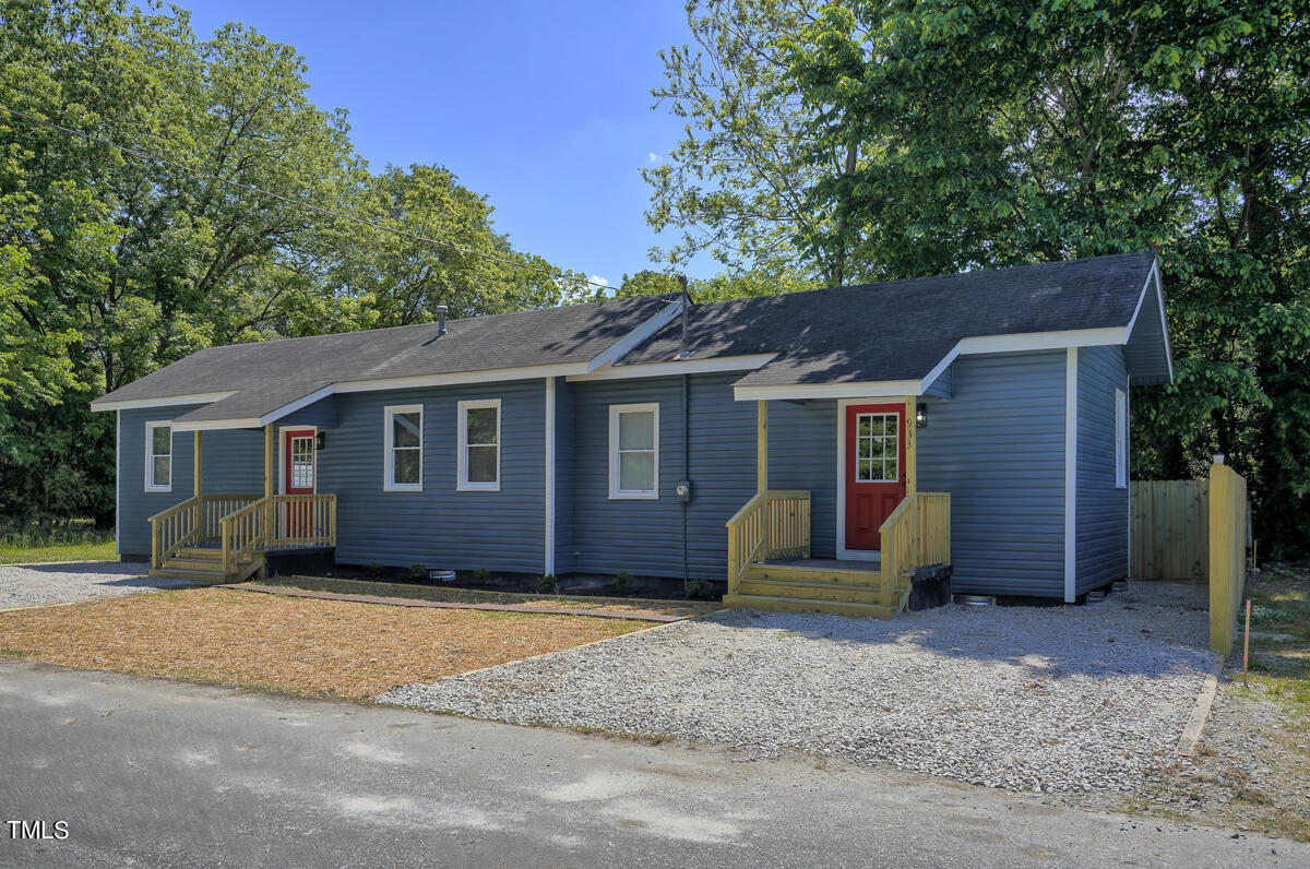 933 Rand Street