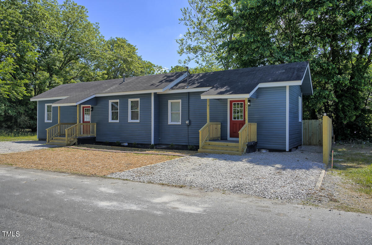933 Rand Street