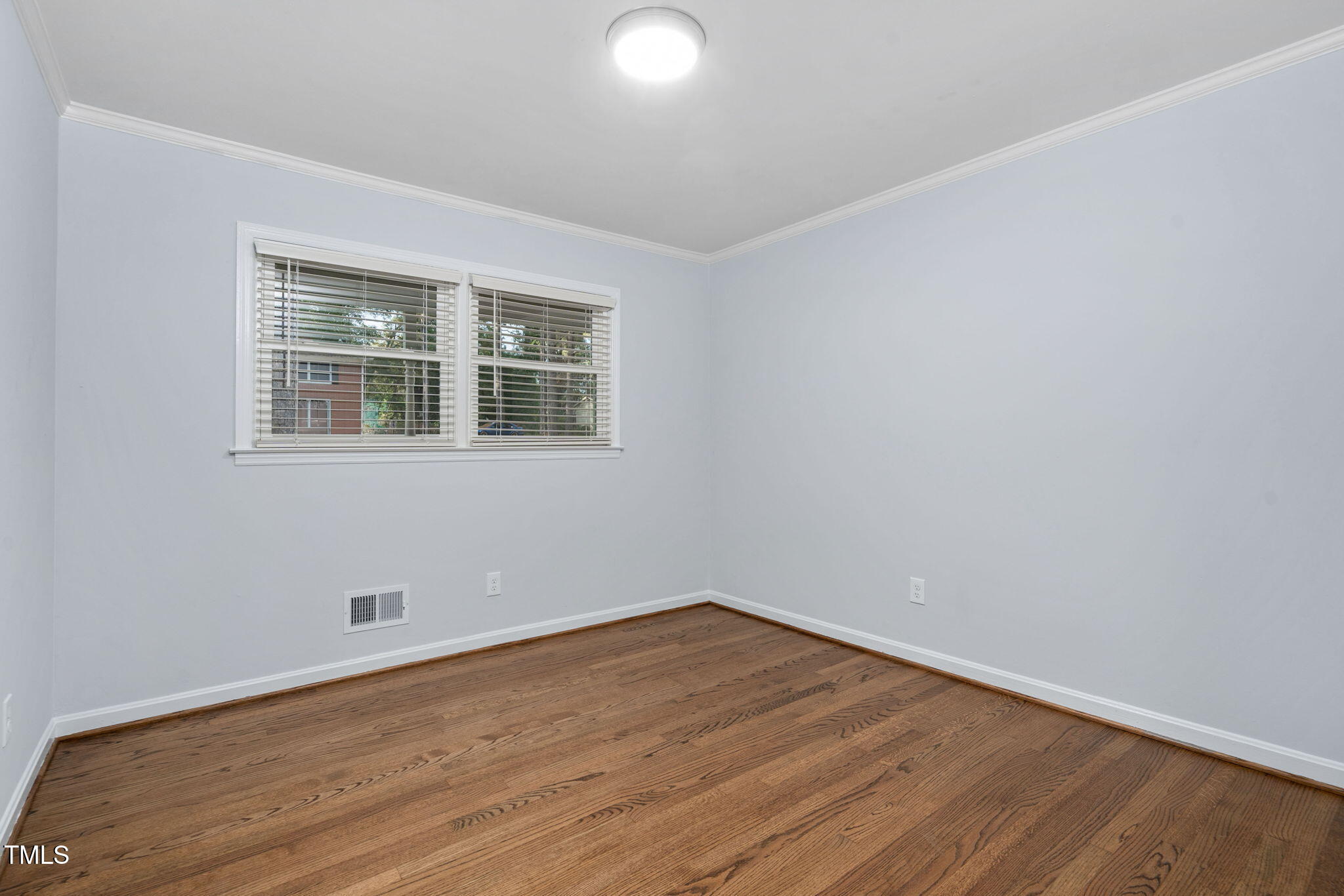419 Lakeside Drive