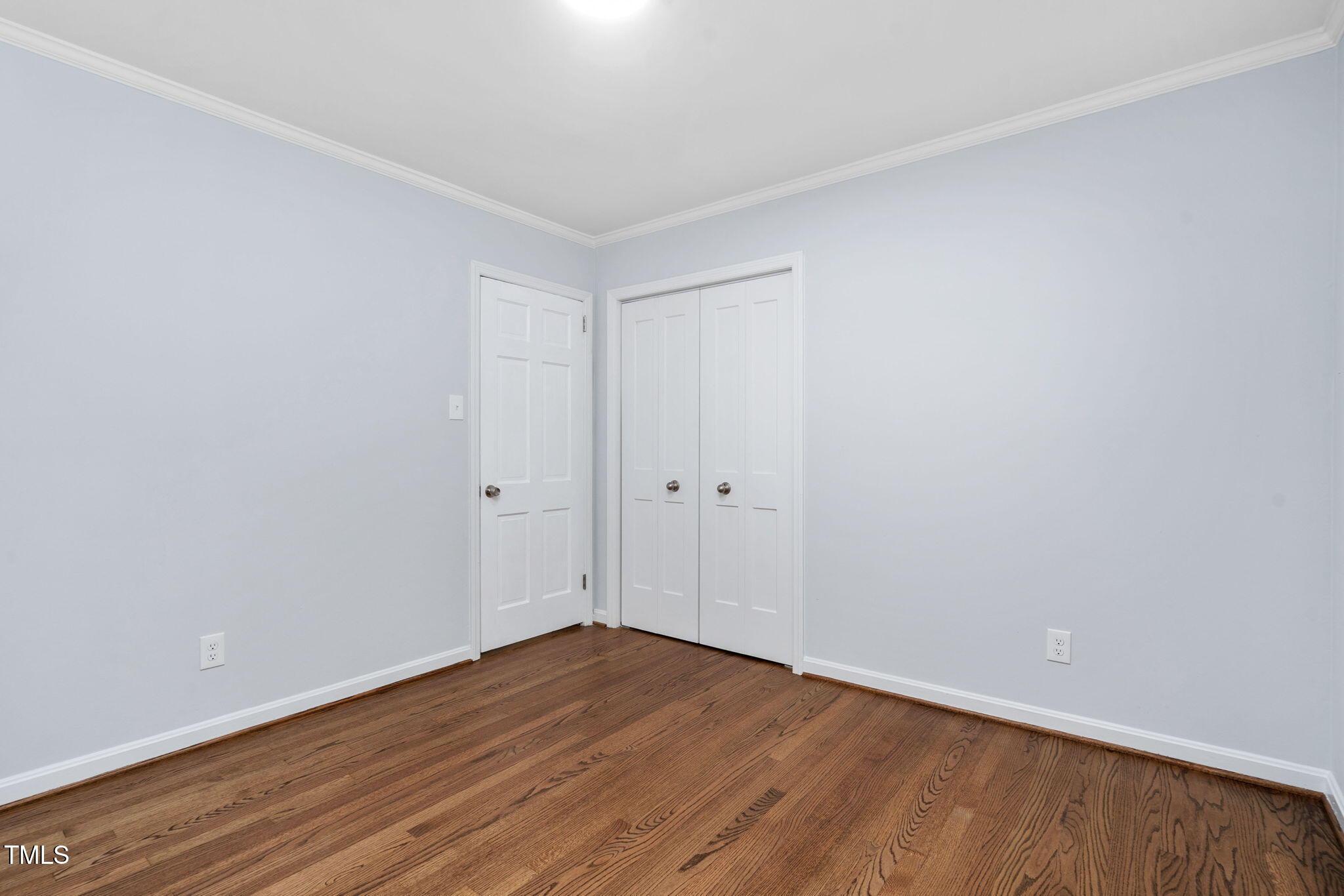419 Lakeside Drive