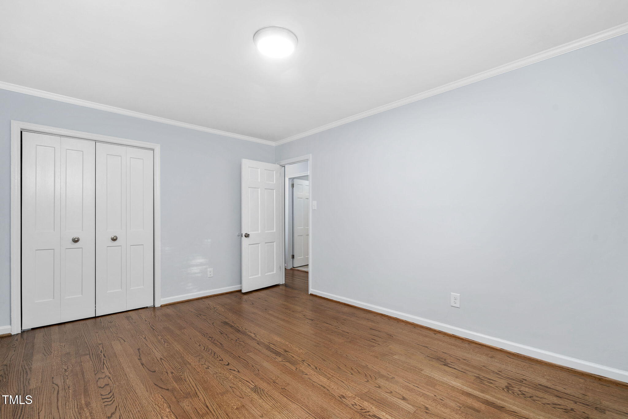 419 Lakeside Drive