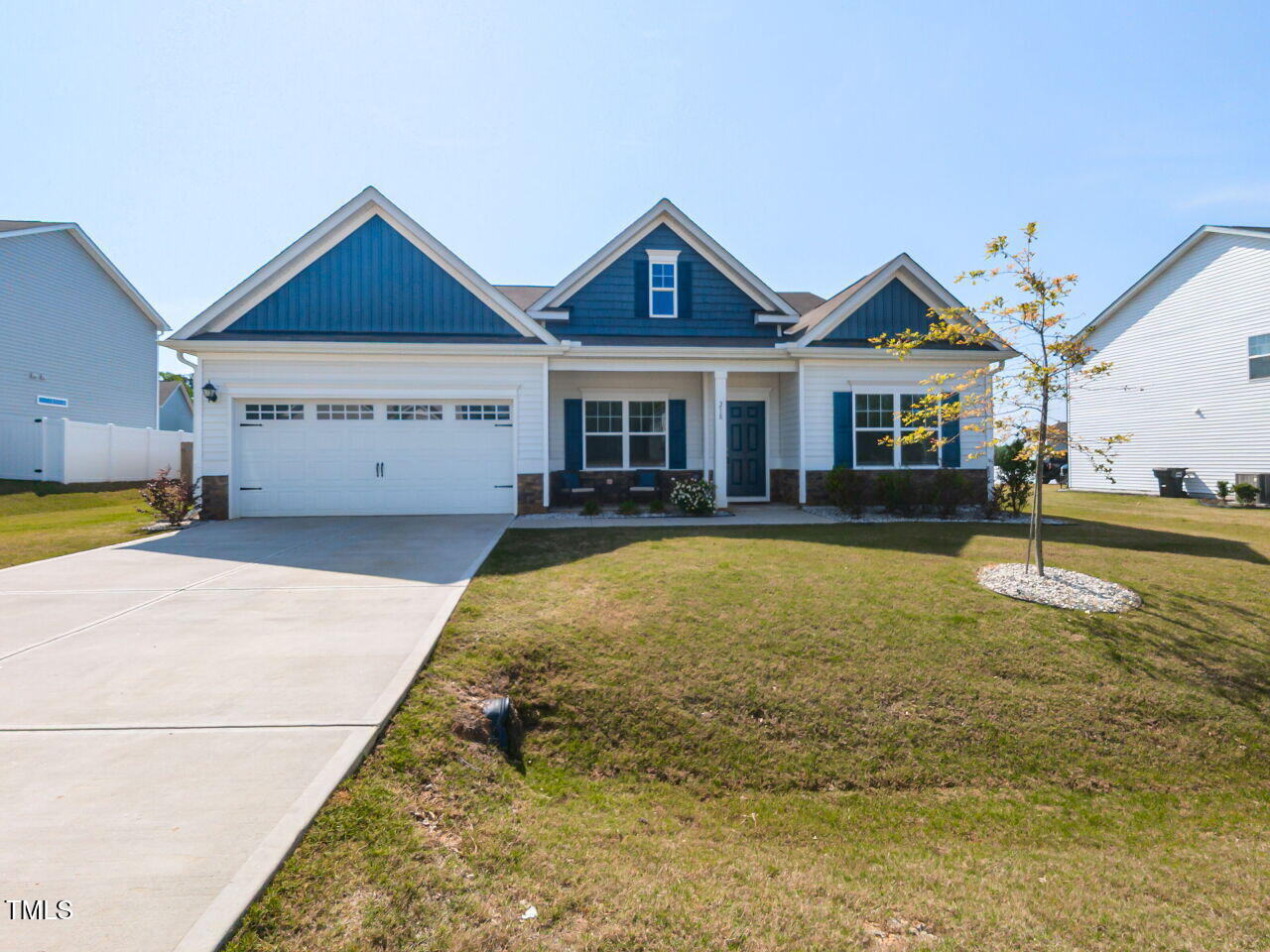 218 E Tecoma Lane