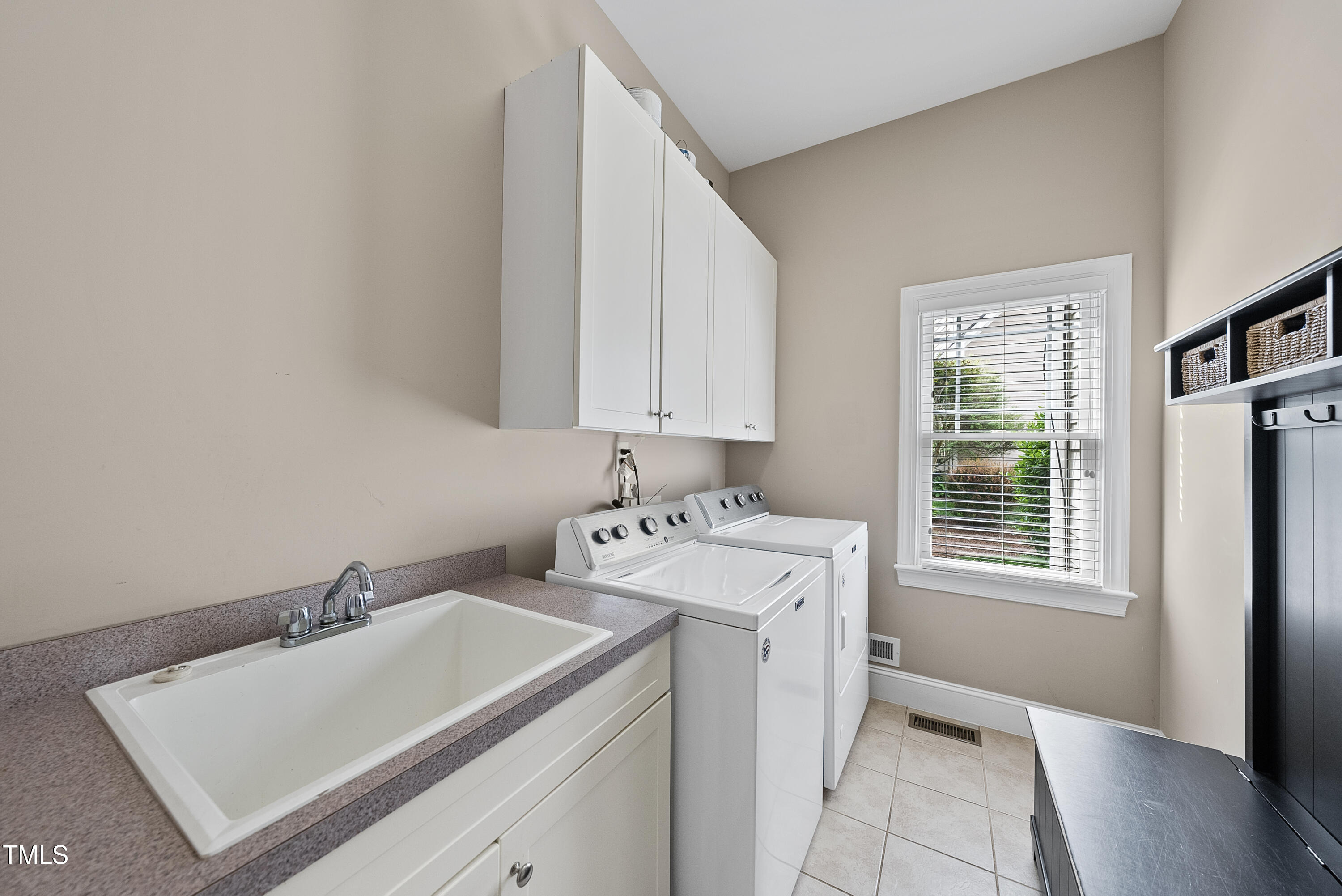 925 Hidden Jewel Lane