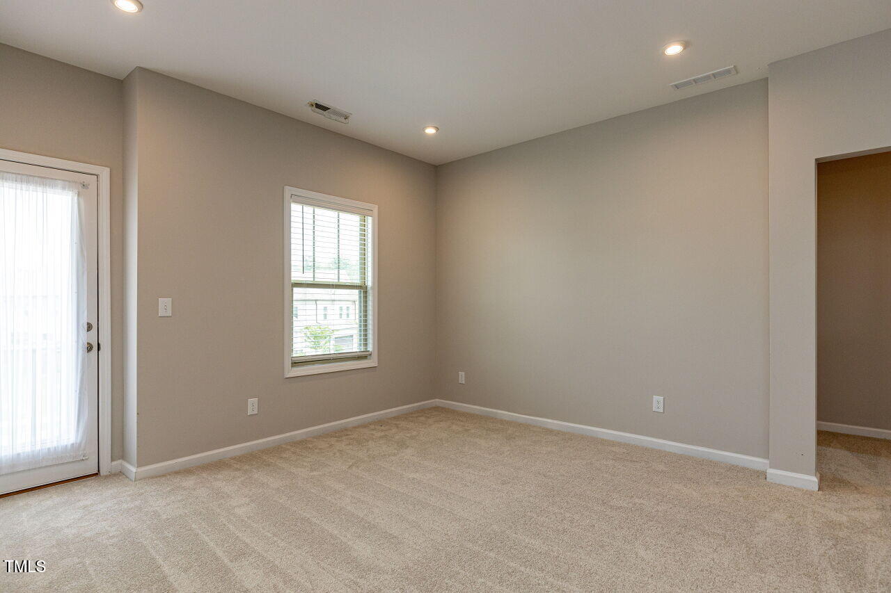 928 Lippincott Road