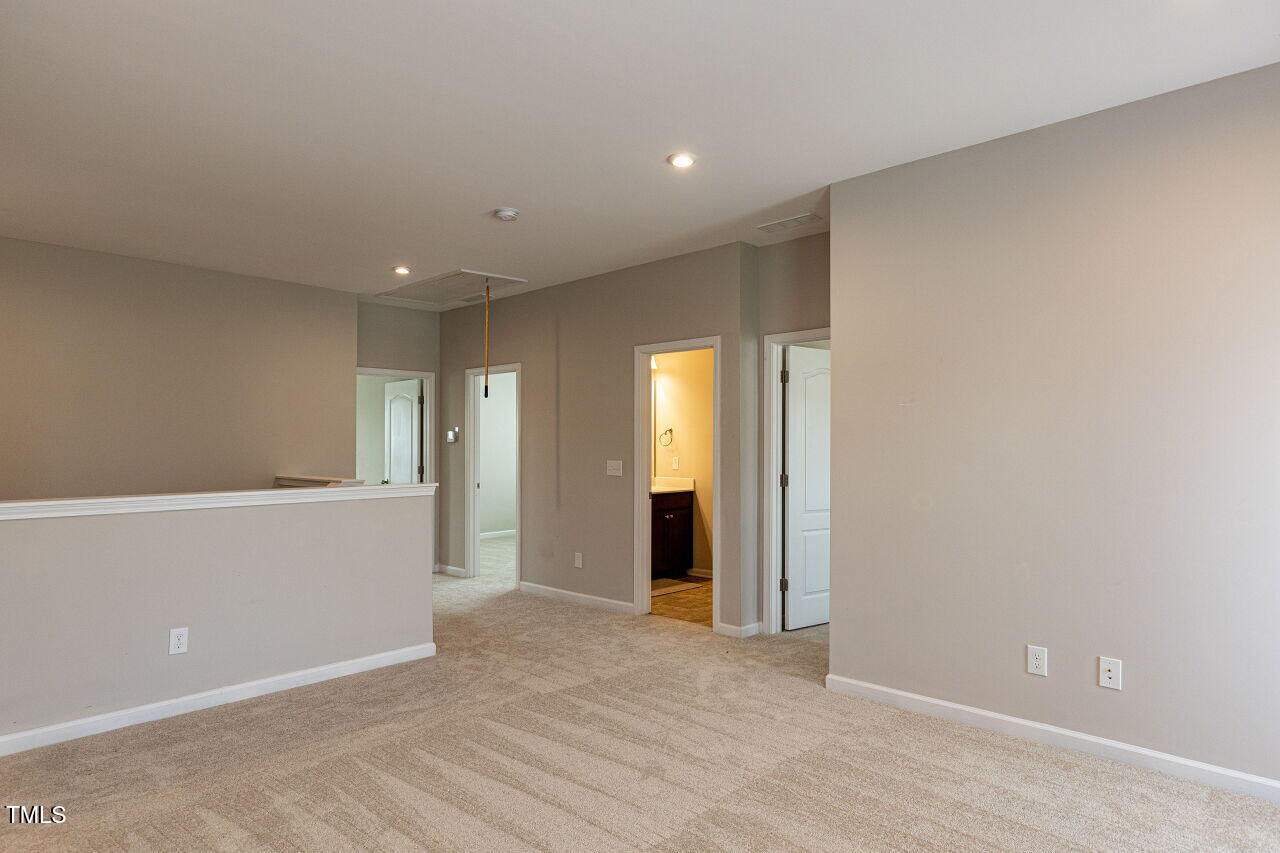 928 Lippincott Road