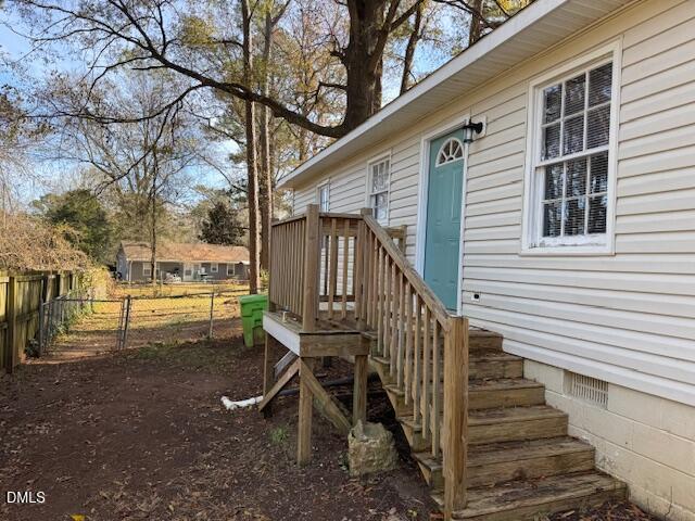 2811 Club Plaza Road