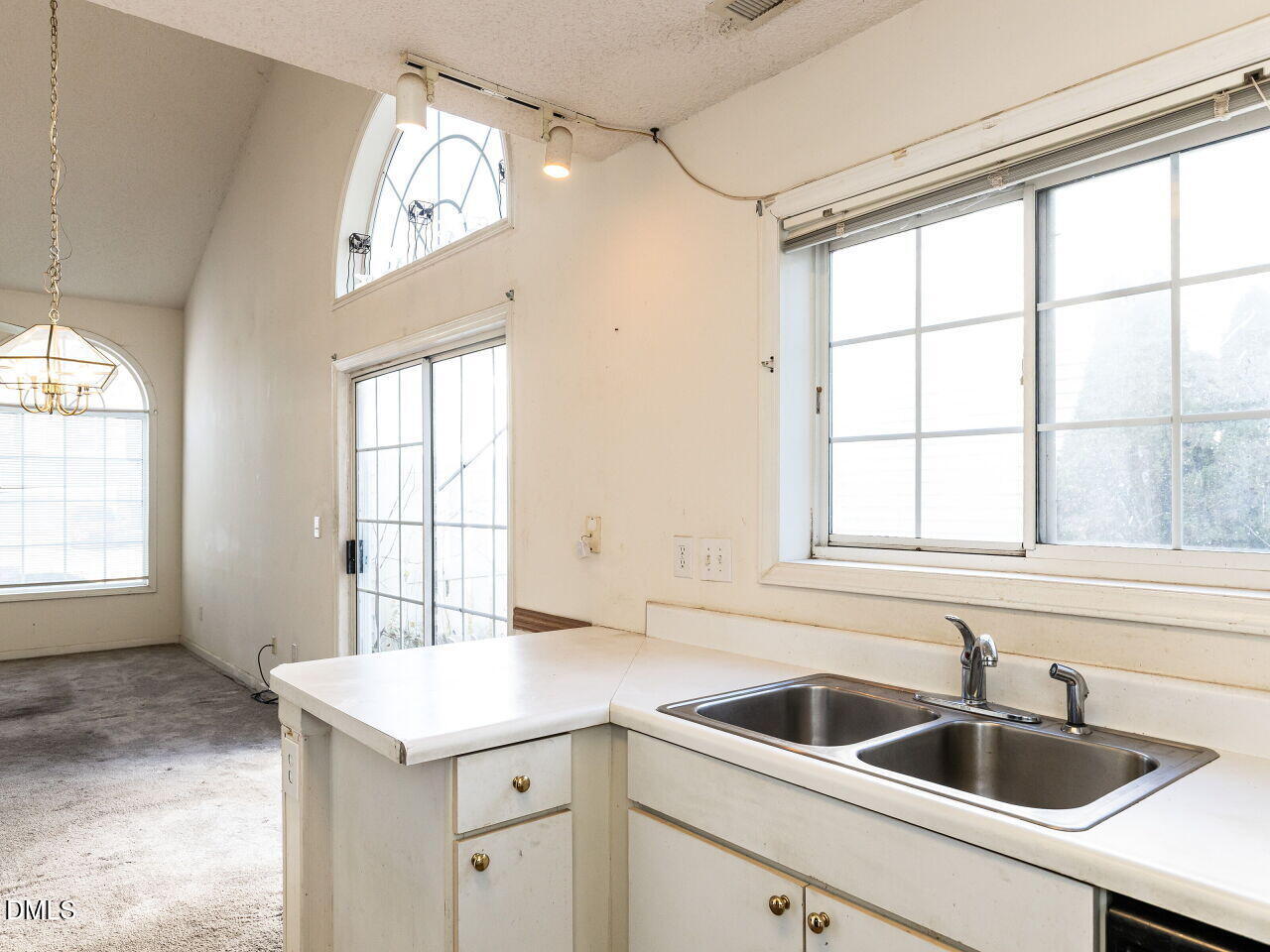 1508 Beacon Village Drive