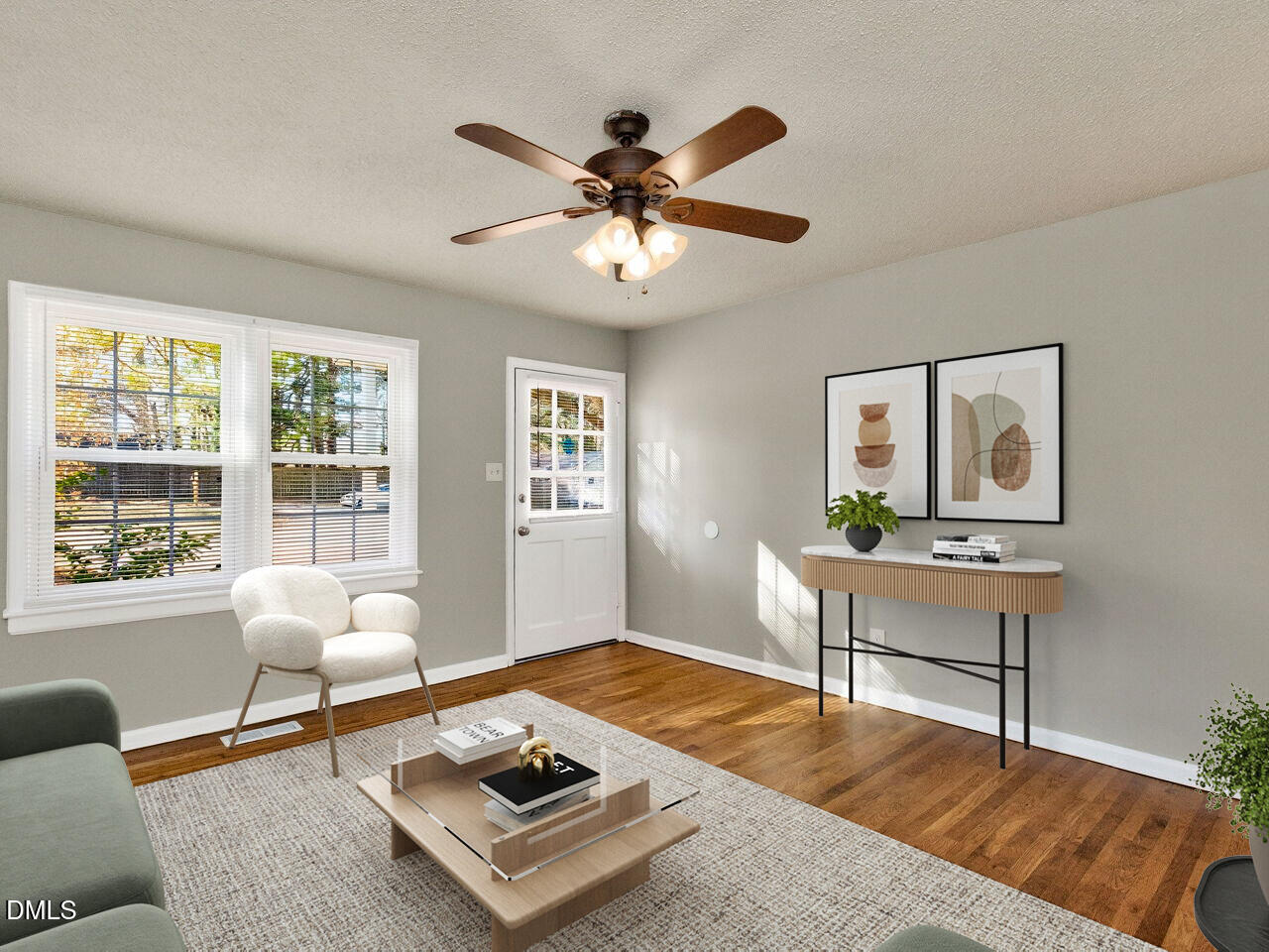 2811 Club Plaza Road