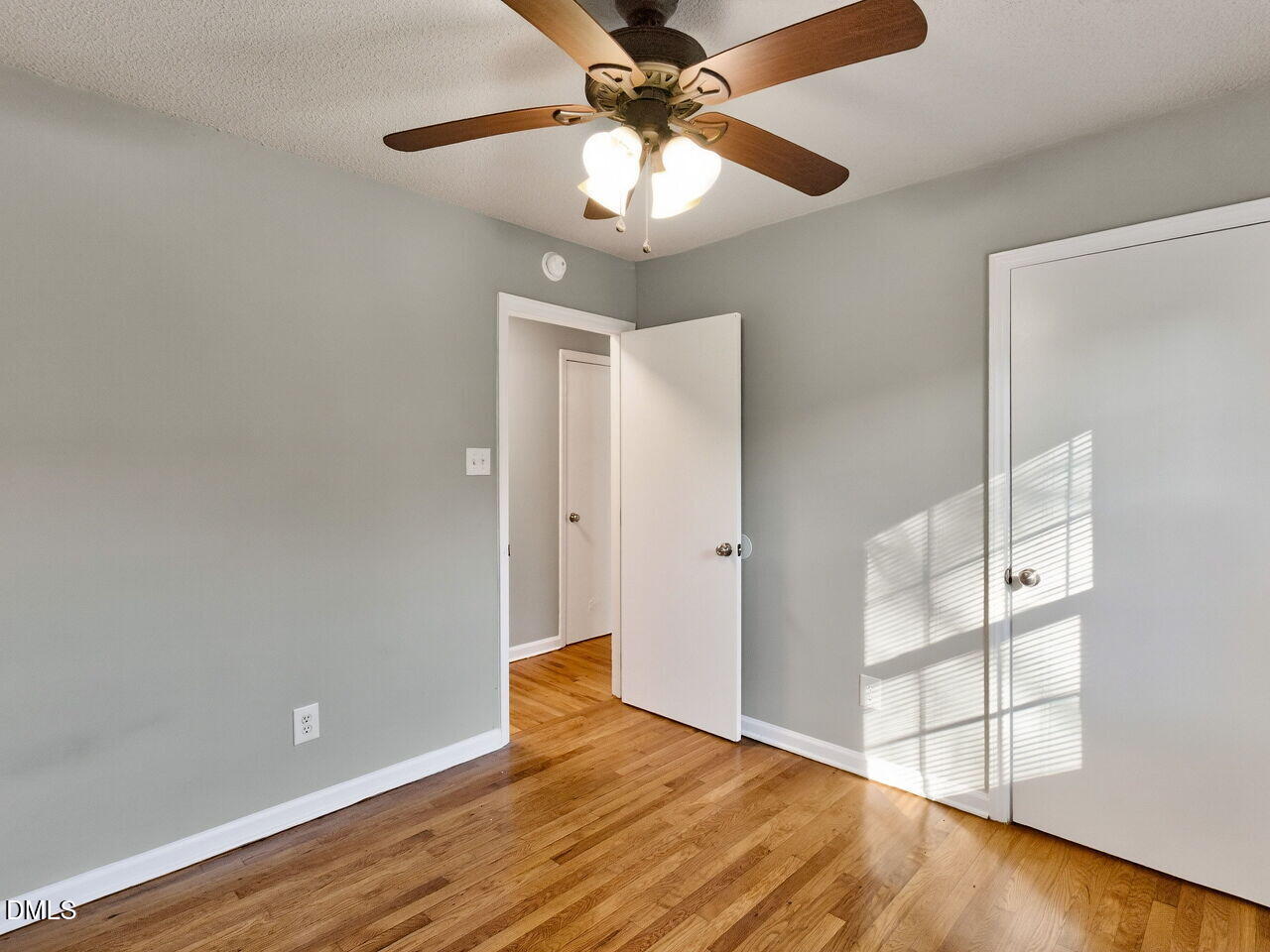 2811 Club Plaza Road