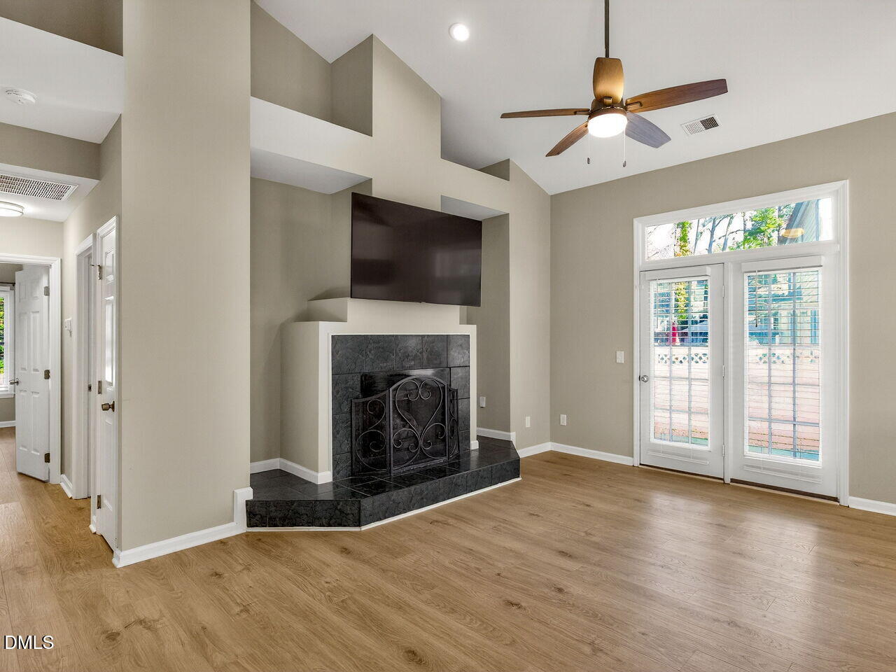 3541 Singleleaf Lane