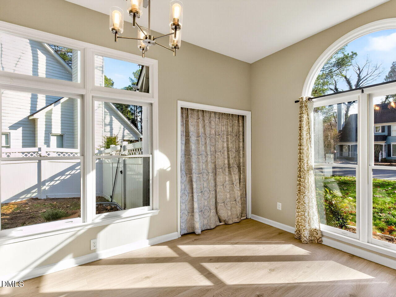 3541 Singleleaf Lane