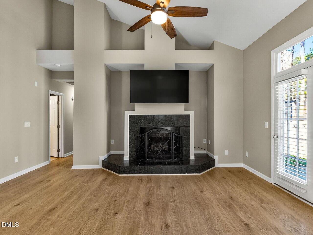 3541 Singleleaf Lane