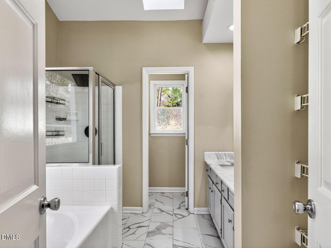 3541 Singleleaf Lane