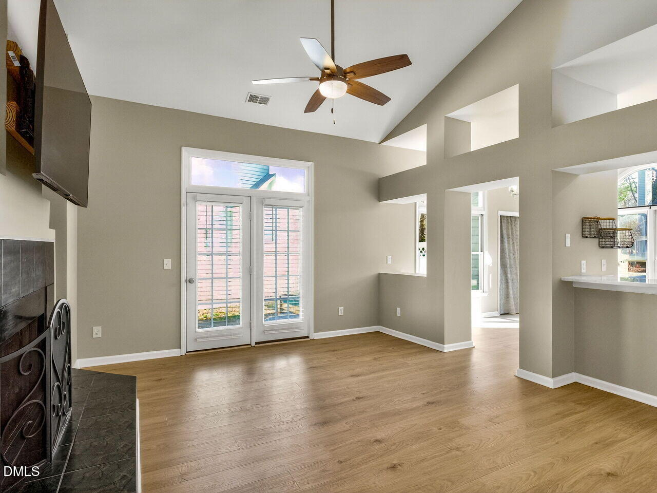 3541 Singleleaf Lane