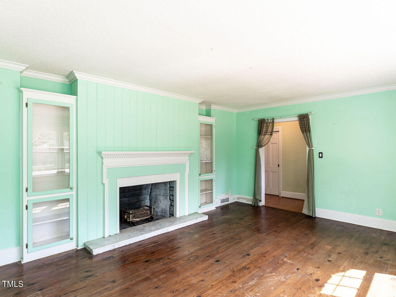 110 W Parker Street