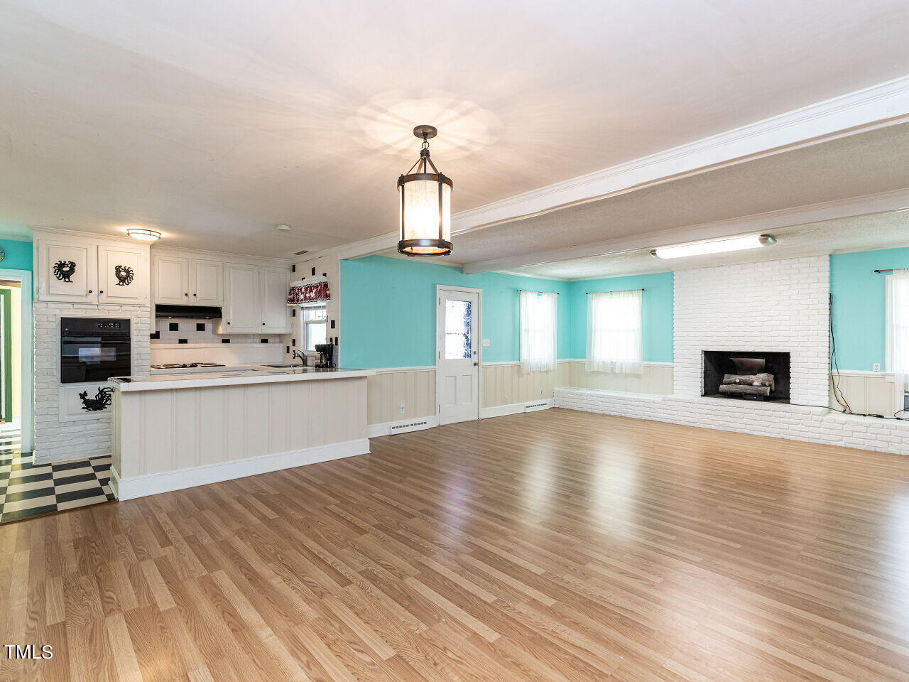 110 W Parker Street