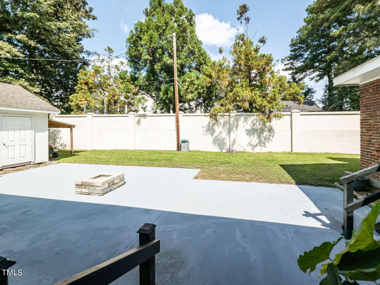 110 W Parker Street