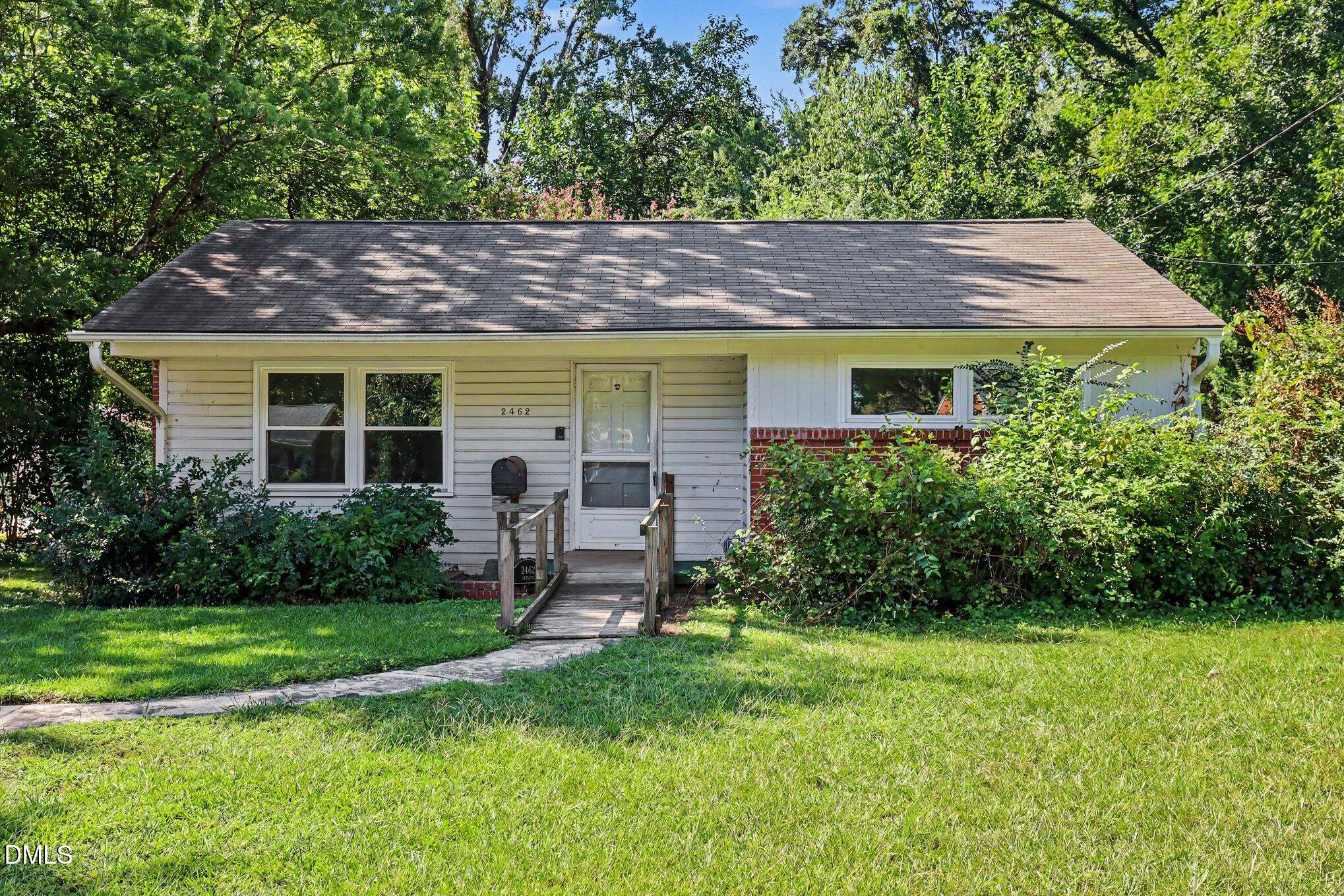2462 Stevens Road