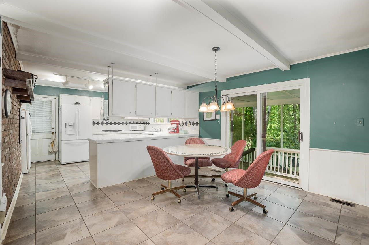 1200 Gunnison Place