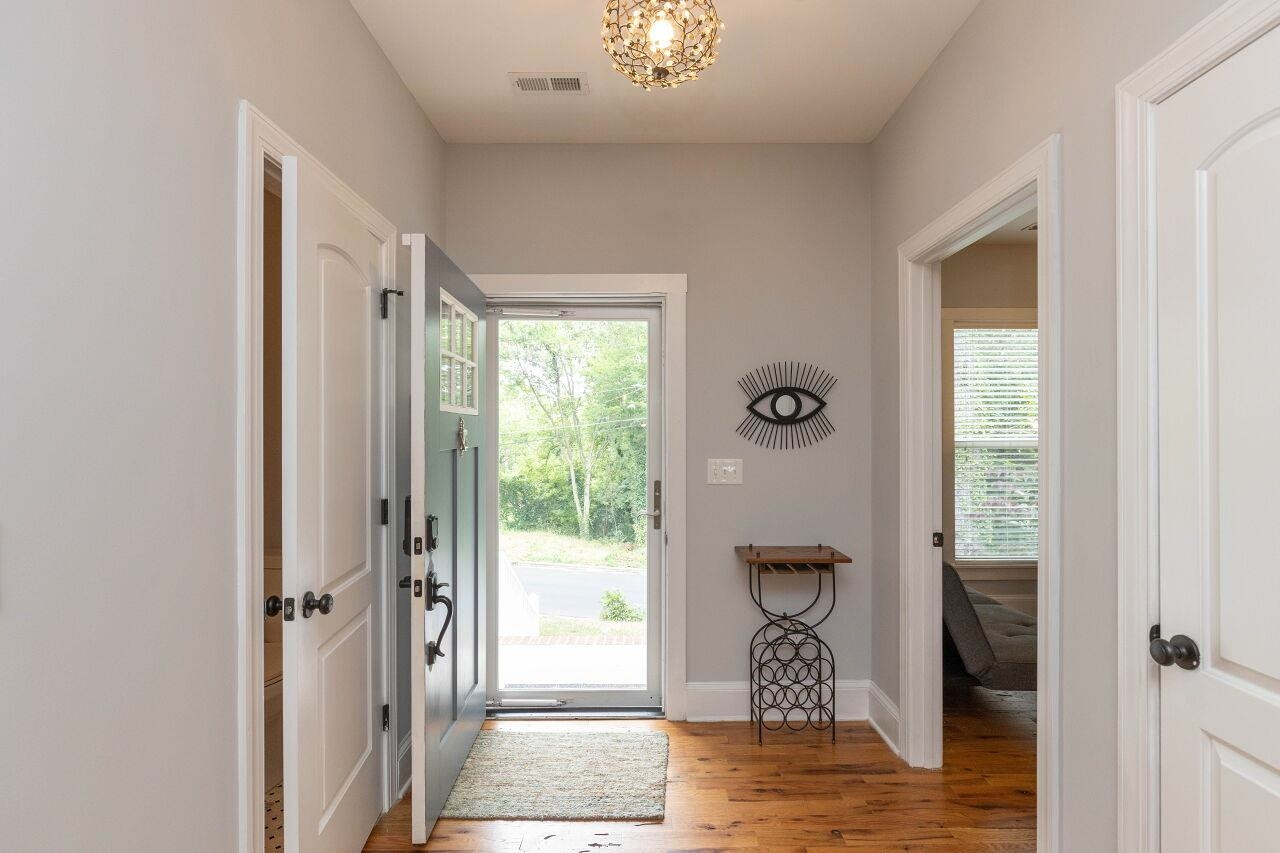 1404 Battery Drive