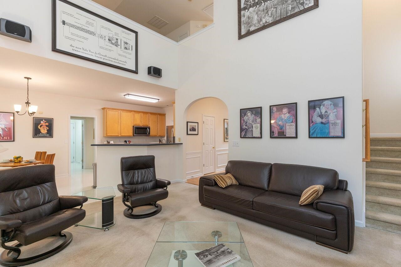 4704 Carlton Crossing Drive