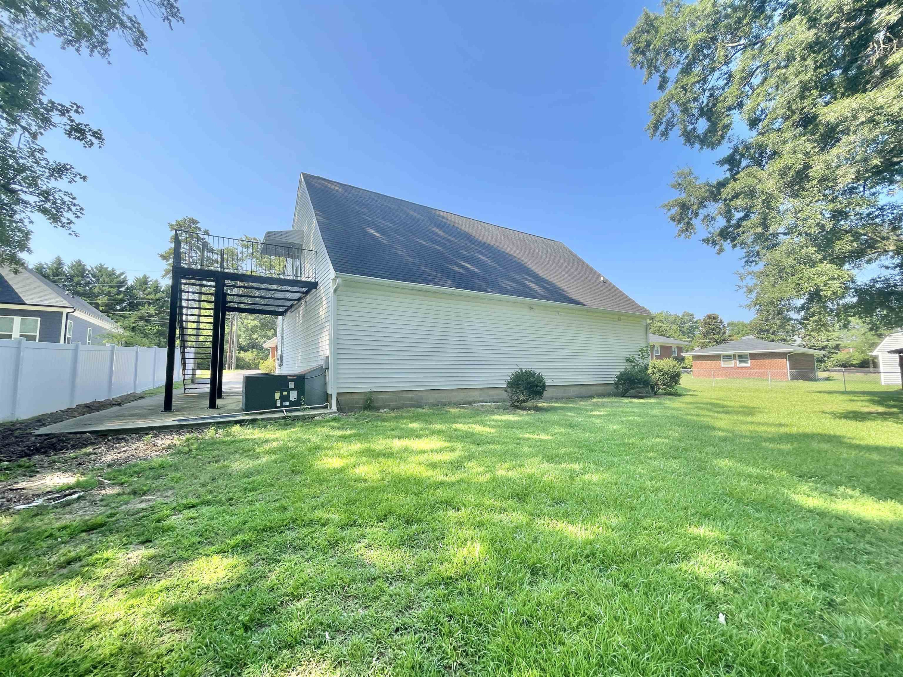 6308 Vera Road