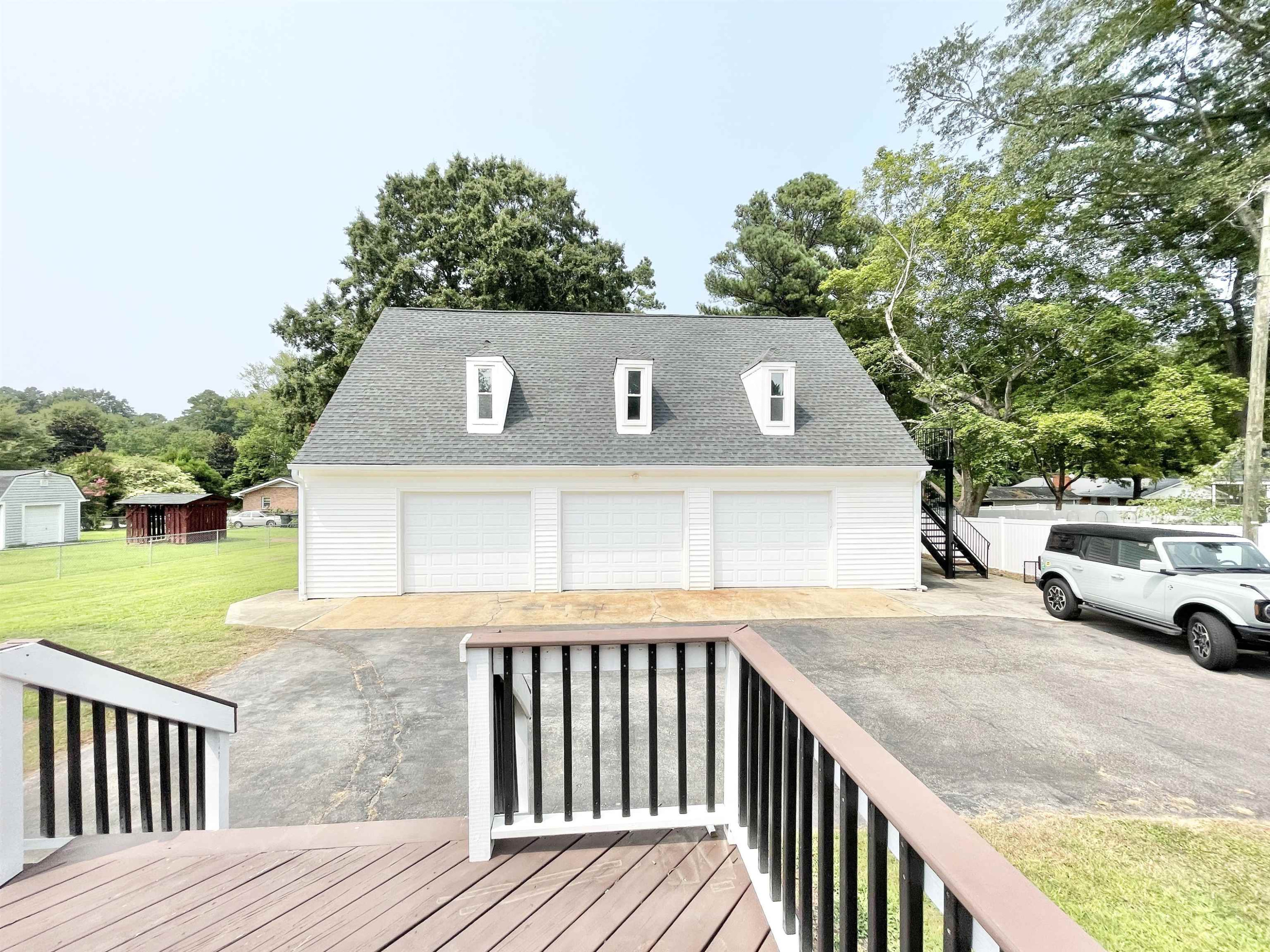 6308 Vera Road