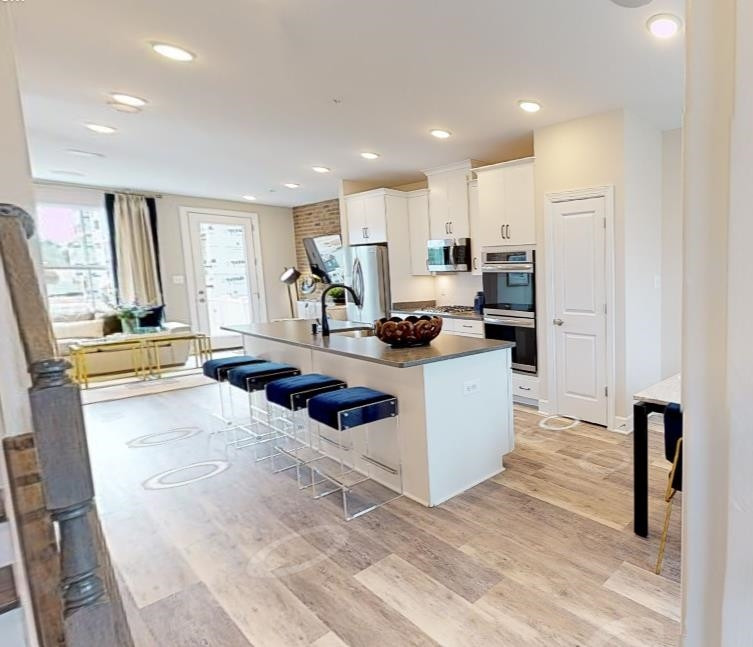 1910 N Robin Hill Lane # 33