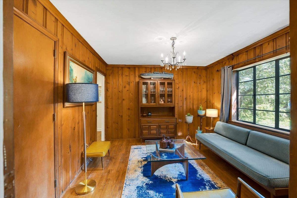 1110 Southerlund Road
