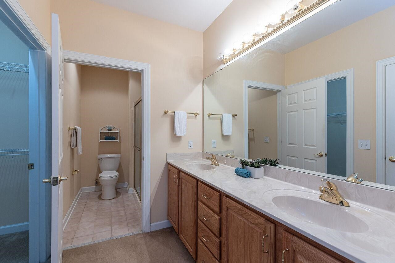 4700 Highland Glen Court