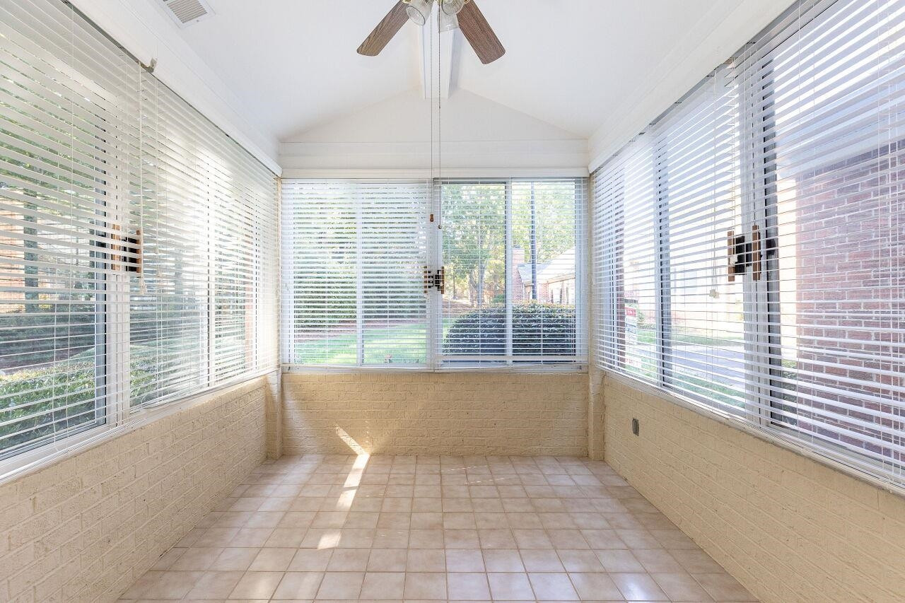 4700 Highland Glen Court