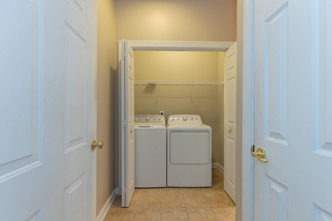4700 Highland Glen Court