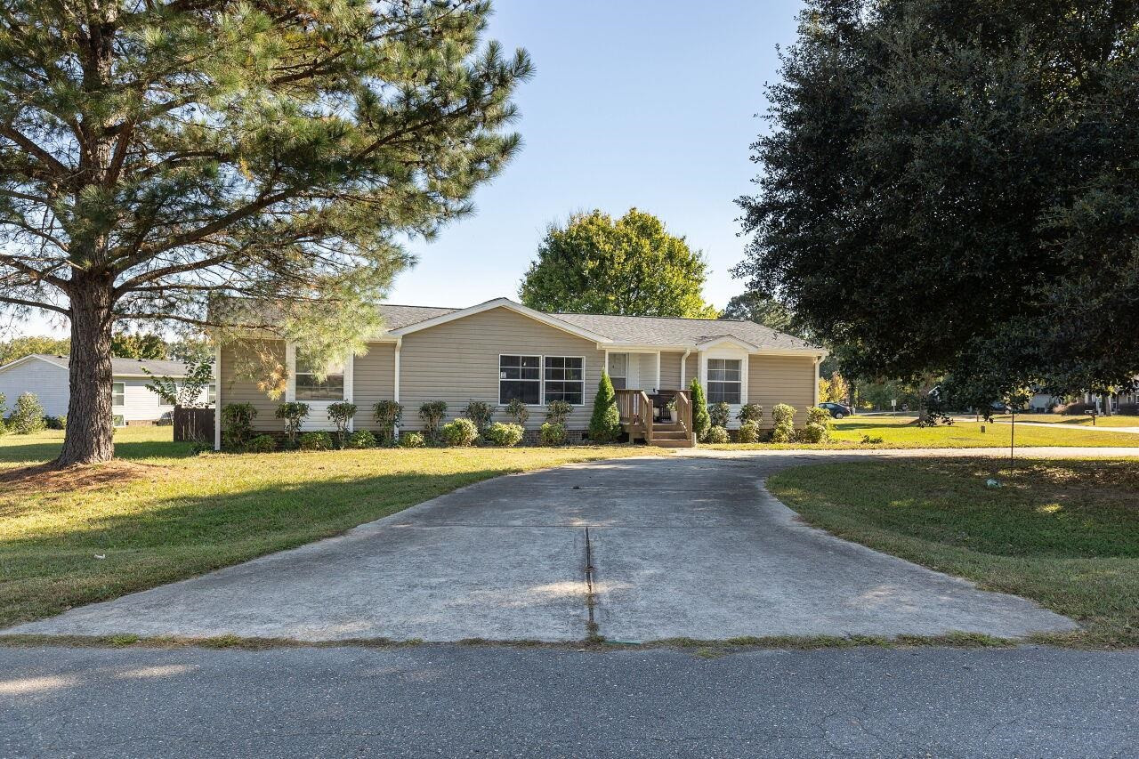 166 Hunter Landing Drive