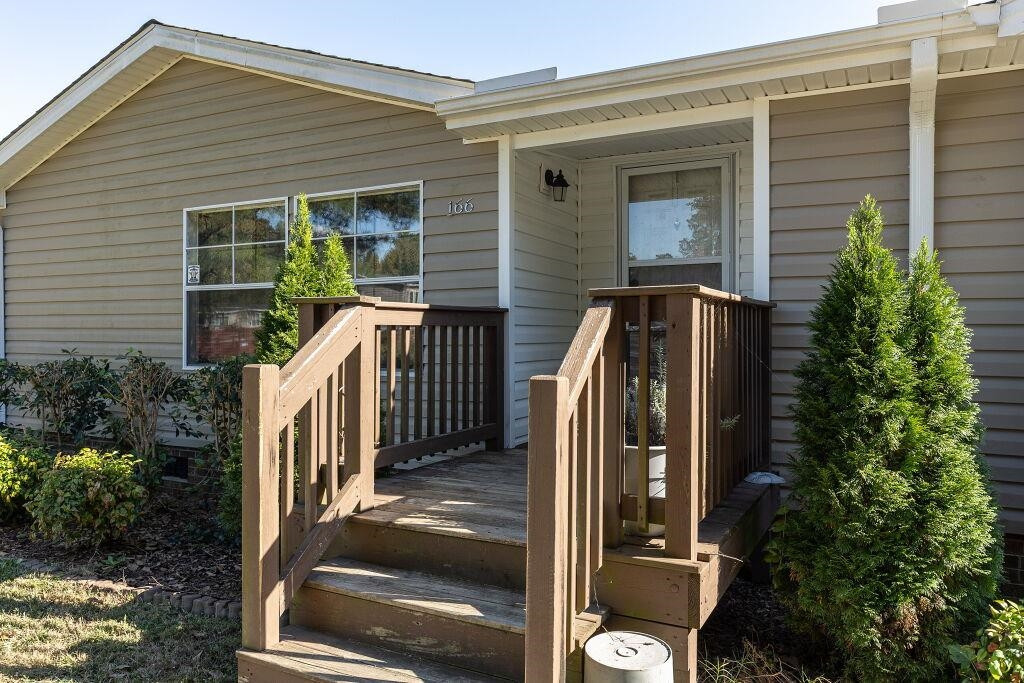 166 Hunter Landing Drive