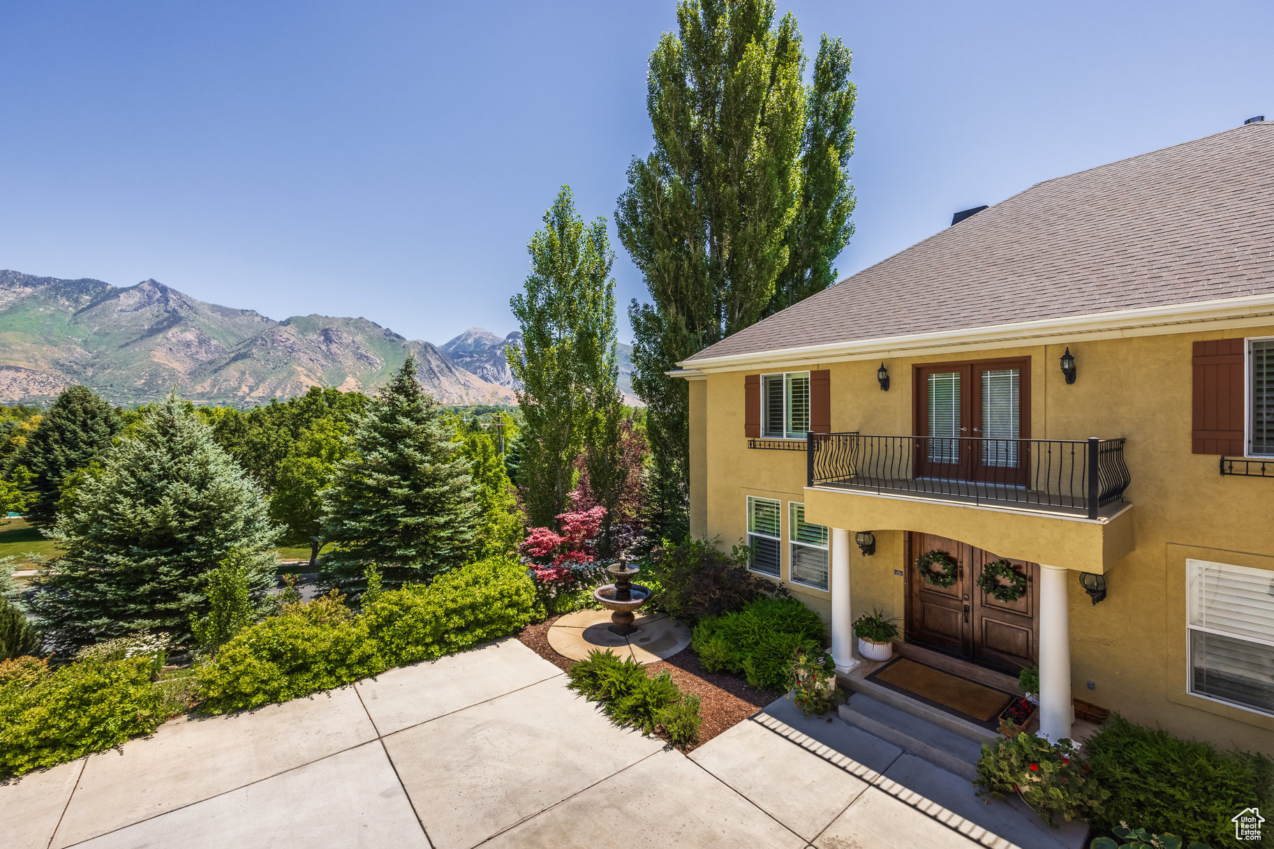 897 W PFEIFFERHORN DR