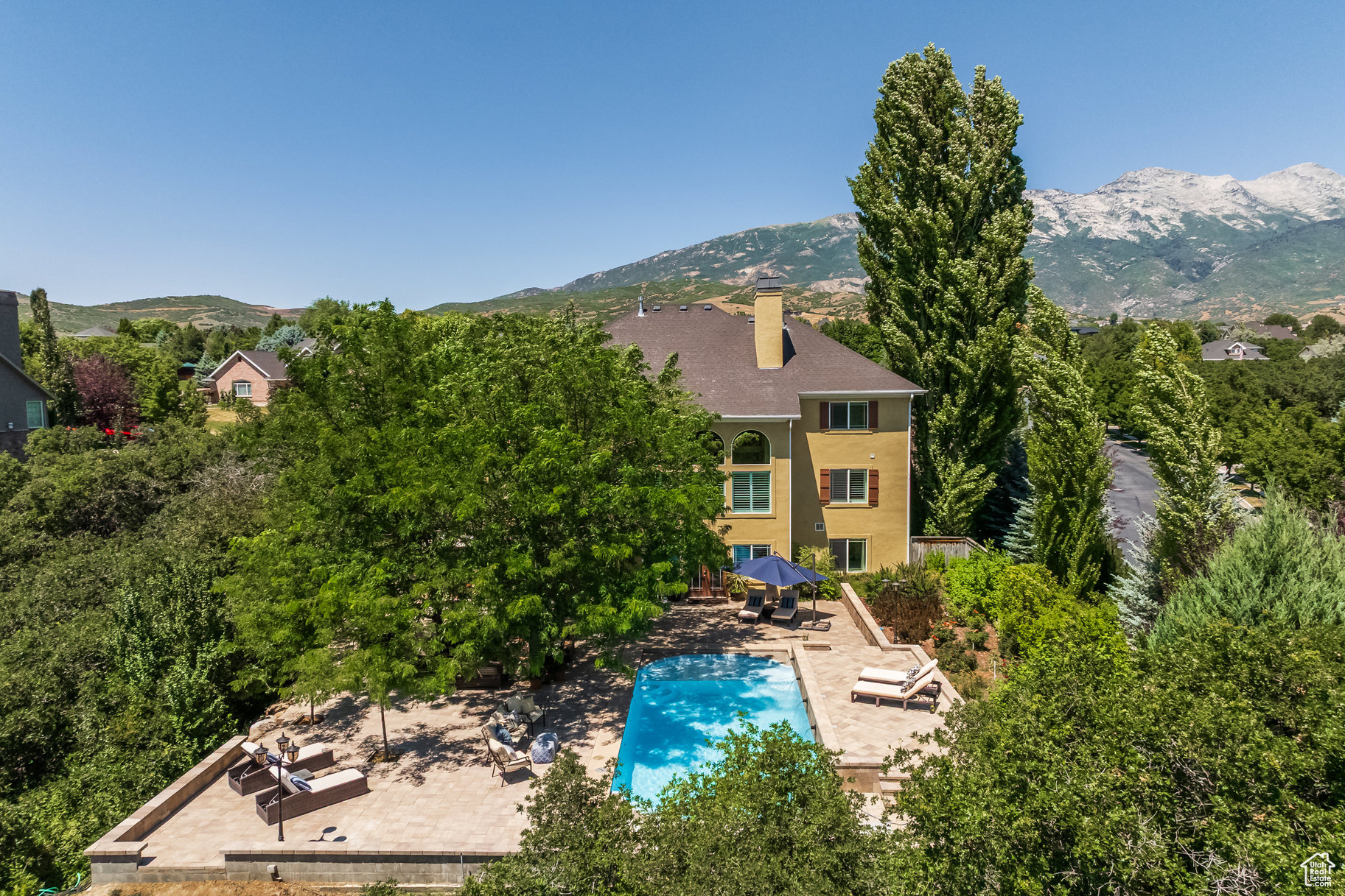 897 W PFEIFFERHORN DR