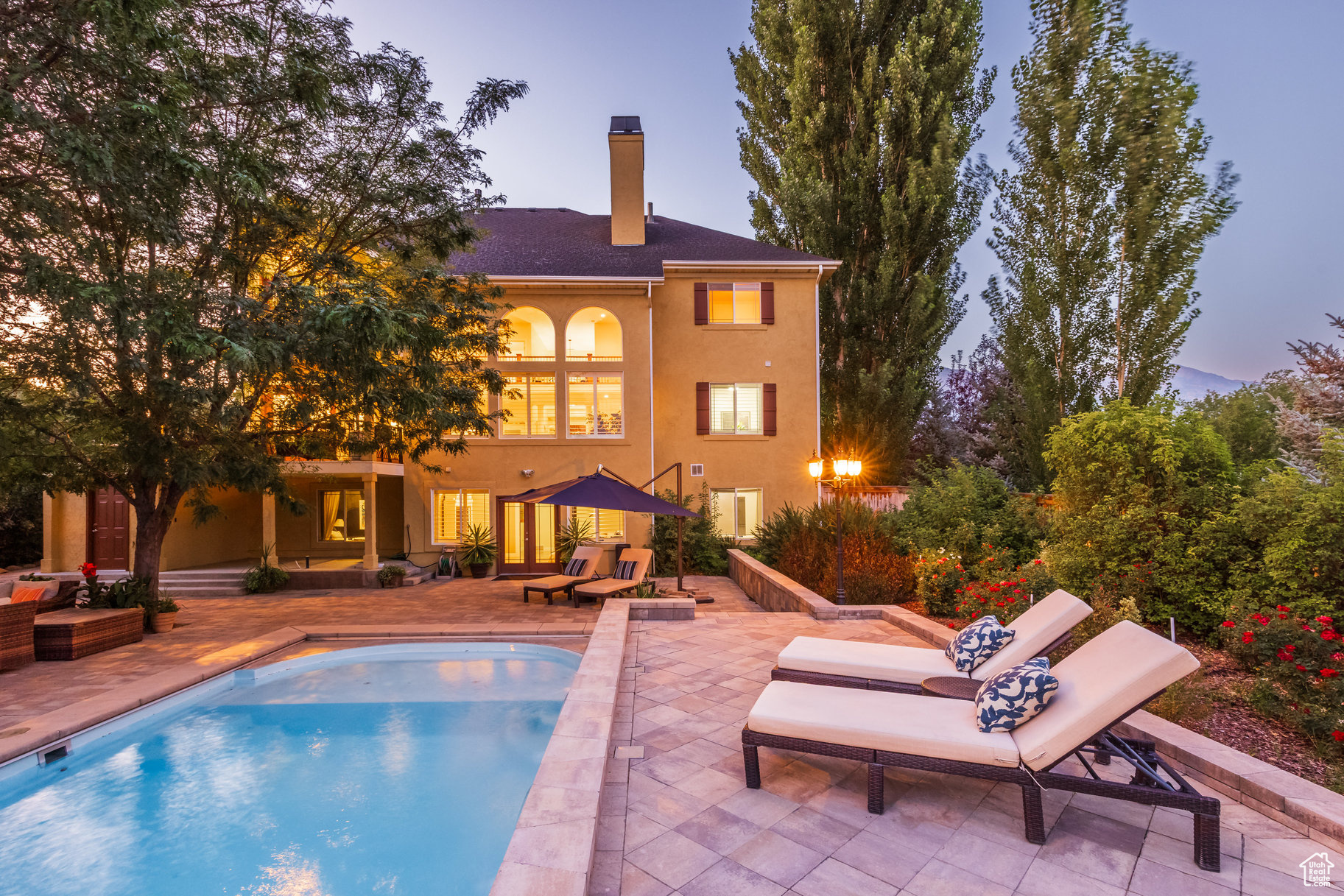 897 W PFEIFFERHORN DR