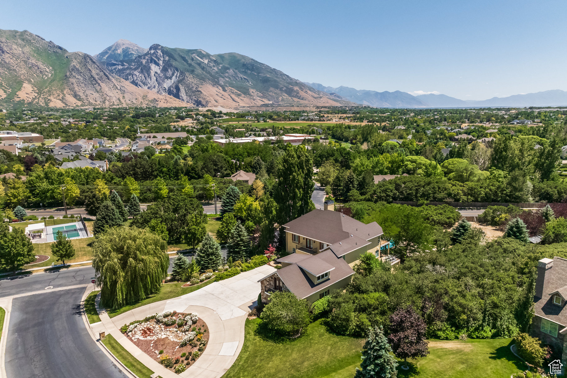 897 W PFEIFFERHORN DR