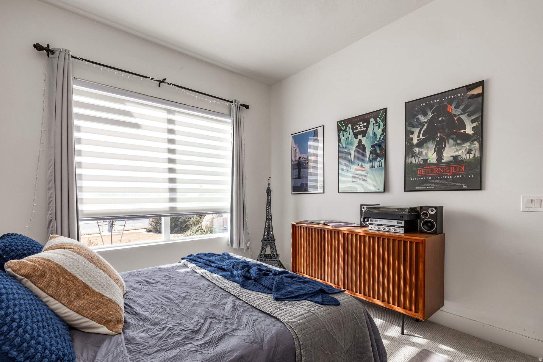 2194 W LEGEND CREEK CT